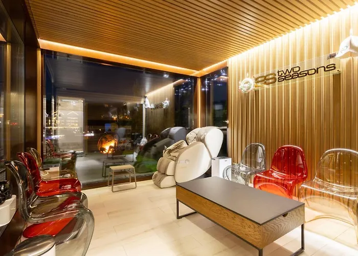 Twoseasons 布克维