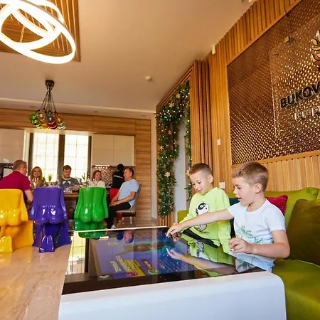 Twoseasons Chalet
